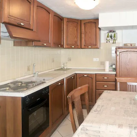 Locazione Turistica Chalet Ad Lignum Apartament Allein